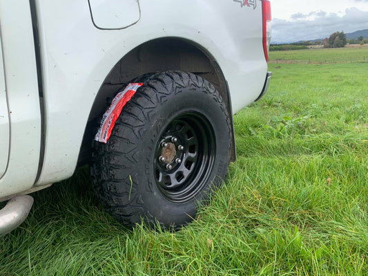 16"x8” 265/75 r16 4x4 Tyre and Rim Combo